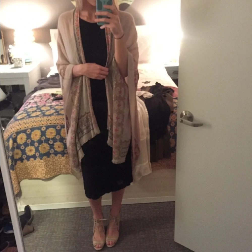 Anthropologie Amella Kimono - Picture 4 of 12